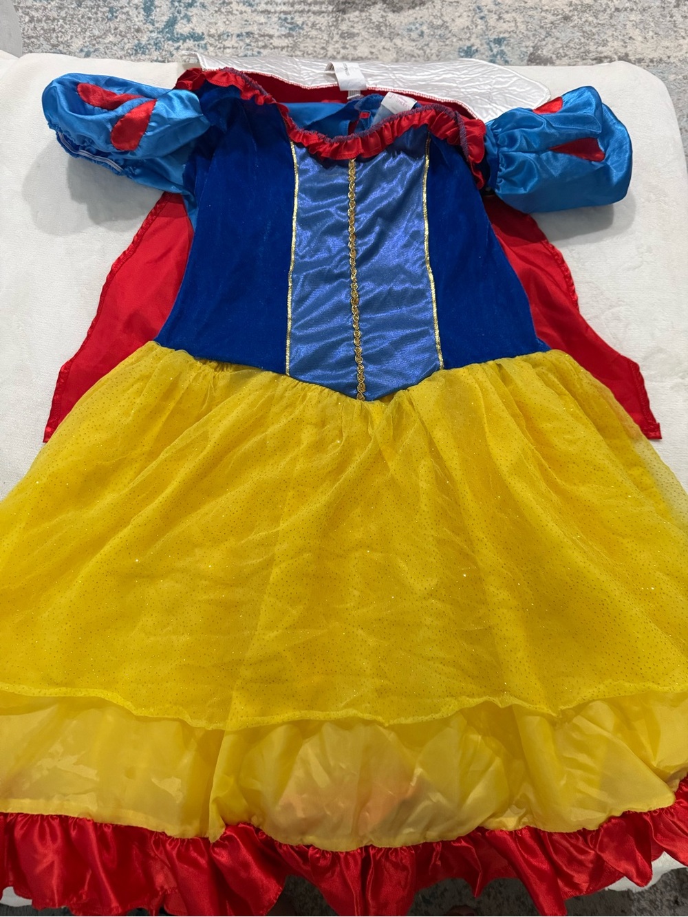 Disney Snow White Costume for Girls Halloween Size XL 18/20